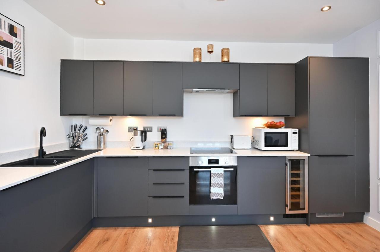 Spacious Designer 2Br Executive Apt, Near Beach & Marina, Central Location Ramsgate Kültér fotó
